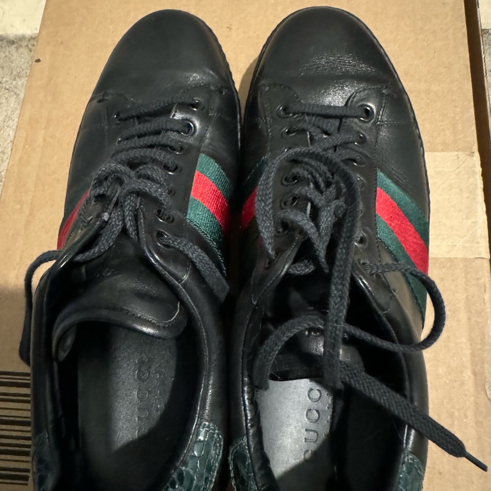 Mens Gucci aces black size 10. Used. Vintage.